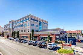 Exterior front view of Dignity Health Medical Group Nevada - Henderson Primary Care Clinic