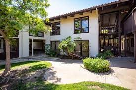 Exterior front view of Primary Care - Dignity Health - San Luis Obispo, CA
