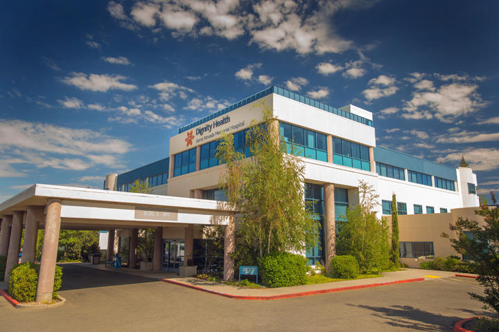 Exterior front view of Cancer Clinic - Dignity Health Medical Group - Grass Valley, CA 
