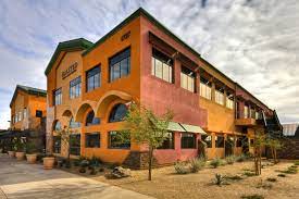 Exterior front view of Dignity Health Medical Group Transitional Care - Chandler Regional