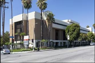 Exterior front view of Dignity Health - Northridge Hospital Medical Center