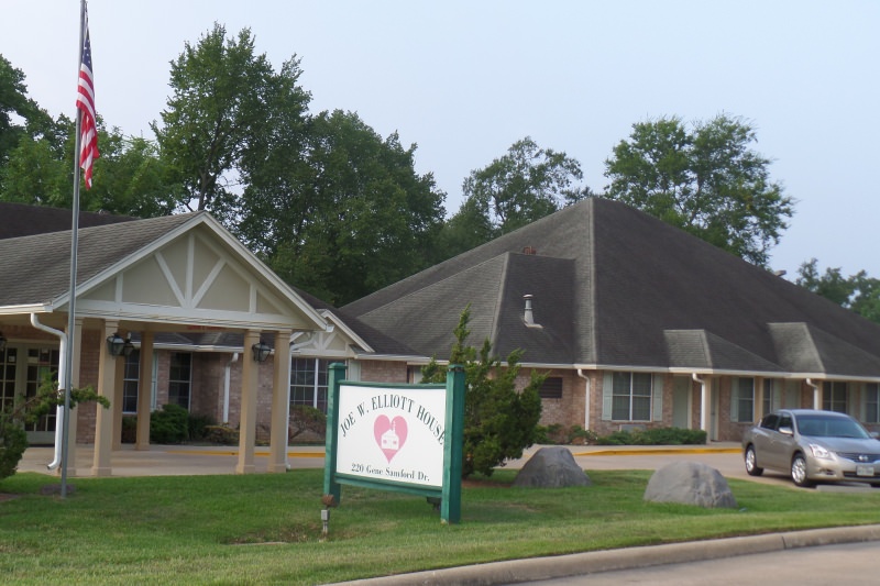 Joe W. Elliott Hospitality House - St. Luke's Health Memorial - Lufkin, TX