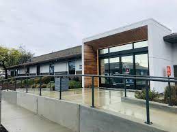 Exterior front view of Family Medicine - Dignity Health Medical Group - Watsonville, CA