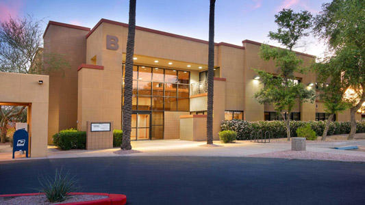 Exterior front view of Dignity Health Medical Group Family Medicine - Chandler