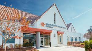 Exterior front view of Dignity Health Medical Group - Stockton