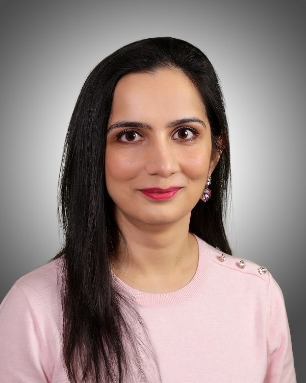 Portrait of Shraddha Jatwani, MD