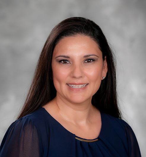 Portrait of Elizabeth Navarrete, DNP