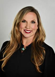 Portrait of Stephanie Lynn Hartman, PA-C