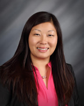 Portrait of Thao M. Vang, NP