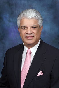 Portrait of Alvaro Bolivar, MD