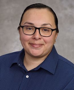 Portrait of Elizabeth Aguilera, FNP